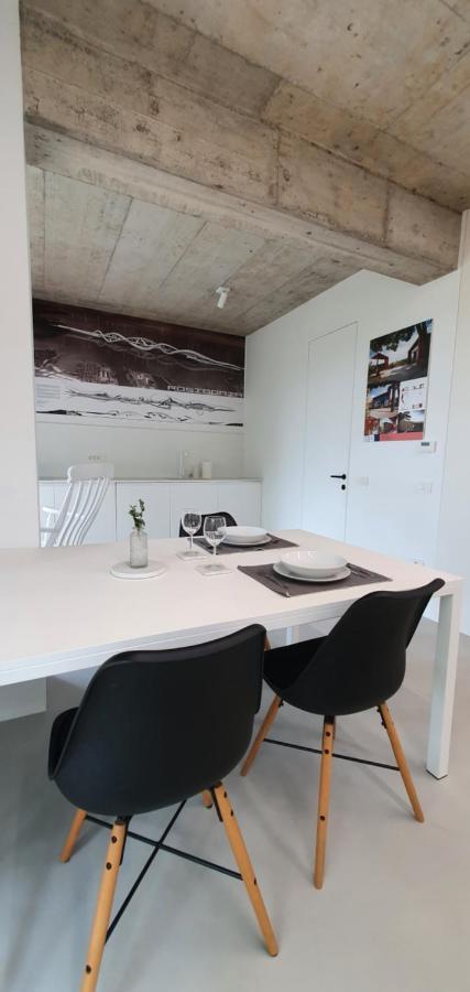 House G Villa Dekani Екстериор снимка